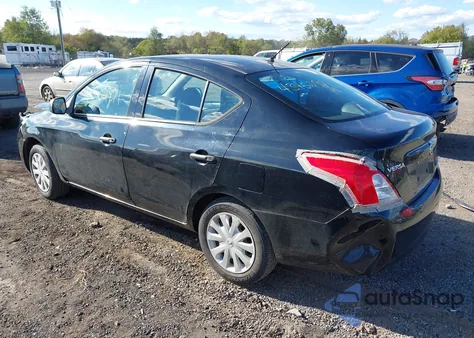 2014 Nissan Versa 1.6 S из США, поврежденный, VIN 3N1CN7AP3EL864363